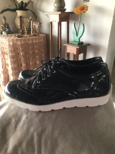 sapato oxford feminino verniz preto 38