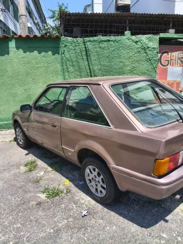 Ford Escort GL 1.8i / 1.8 1990