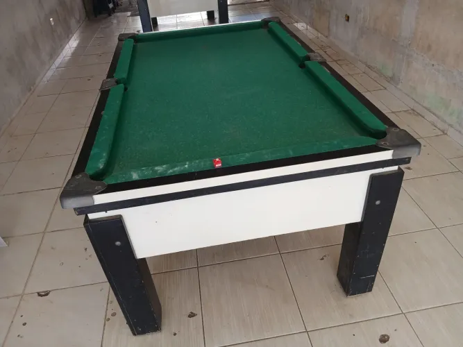 Vendo uma sinuca
