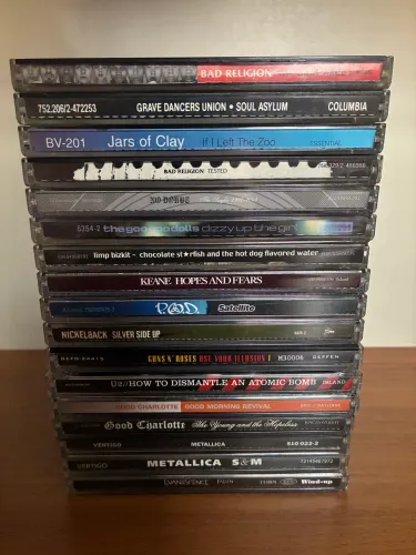 Cds de Rock, Metal, Nu Metal, Rock Nacional e Pop Rock! Vários títulos!