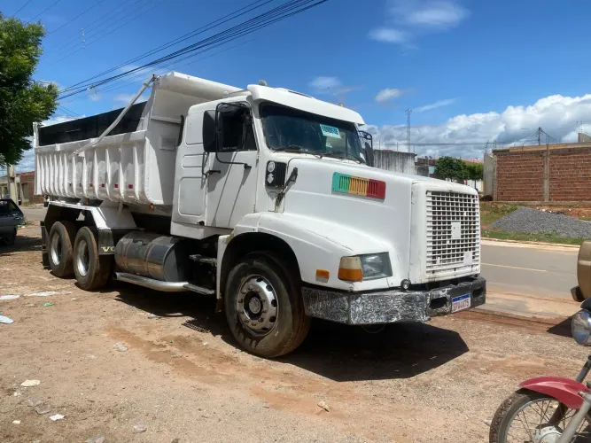 Vendo caminhão NL10 310 ano 1996 traçado caçamba de 14 metros 