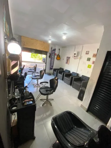Maquinário para barbearia completa