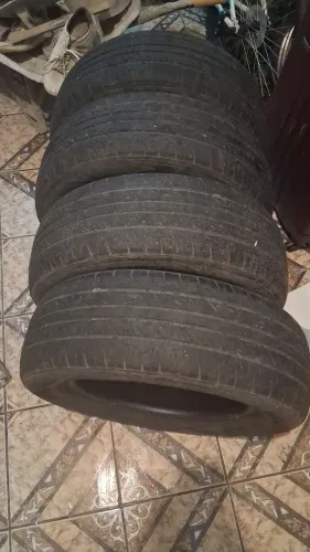 4 Pneus 