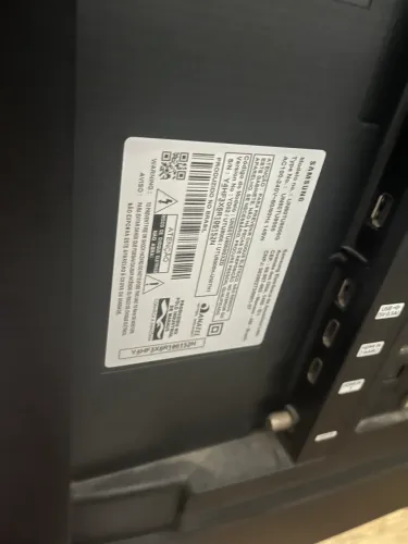 Televisão Samsung 50 polegadas não tá abrindo a tela e não está quebrada