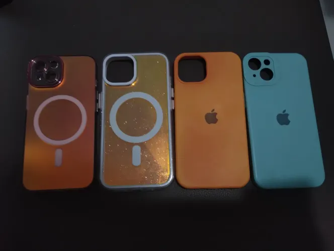 Kit 4 capas para iPhone 13, 14, 15.