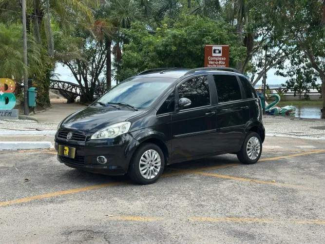 Fiat Idea Attractive 1.4 Fire Flex 8V 5P 2012