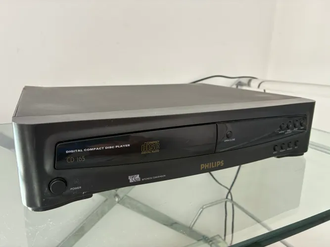 CD Player Philips CD165 para conserto