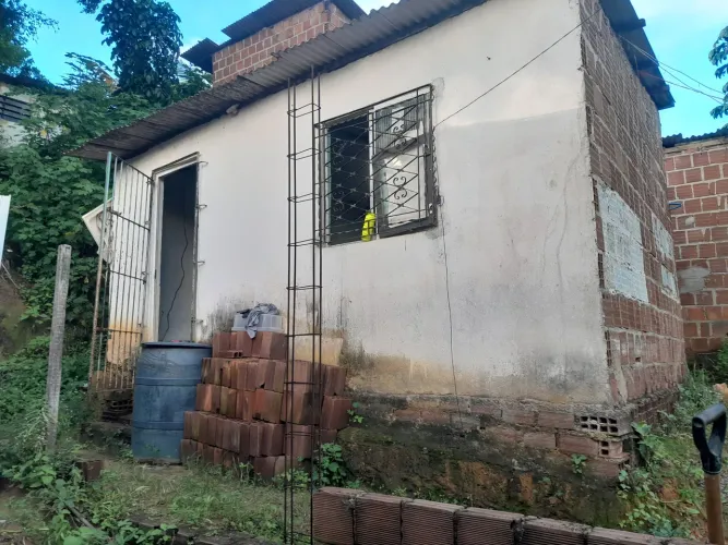 Vendo casa em Tabajara Olinda no sitio Maria Campos 