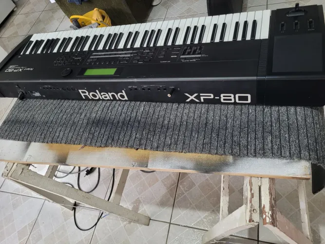 Teclado sintetizador Roland xp80 