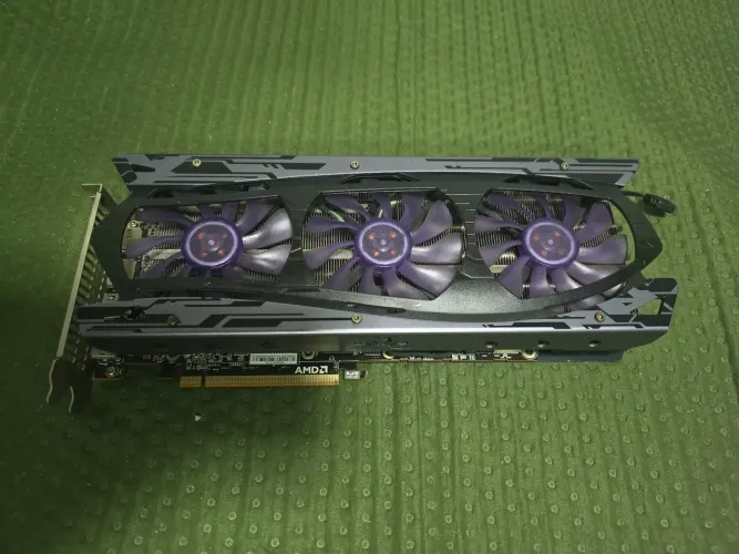 Placa de video AMD rx 6700 xt Yeston Six Way Soldiers