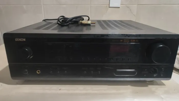 Receiver de áudio e vídeo (AV Receiver) para Home Theater, DENON AVR 1604 - ANTIGUIDADE