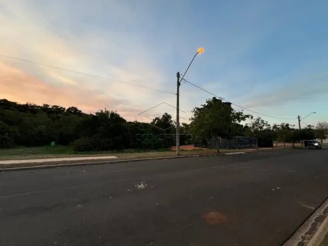 Terreno Condomínio em Bauru