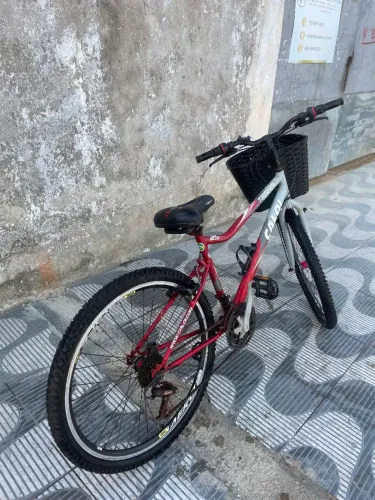 Bicicleta Com Marcha