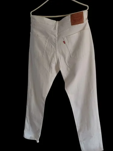 Calça Levis original novinha