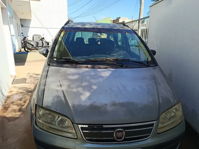 Fiat Idea ELX 1.4 MPI Fire Flex 8V 5P 2006
