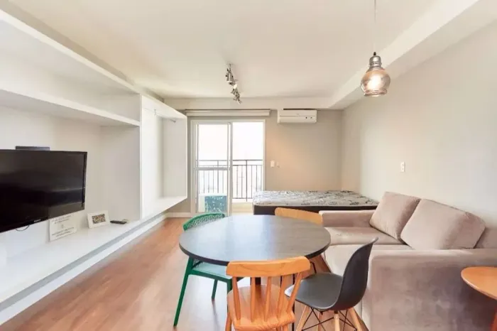 Apartamento Mobiliado para Locação 1 Quarto 1 Vaga, Centro, Curitiba PR