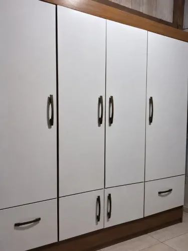 Guarda roupa de casal