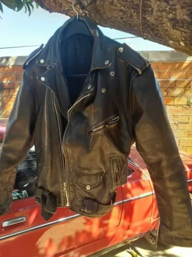 Jaqueta de couro motoqueiro
