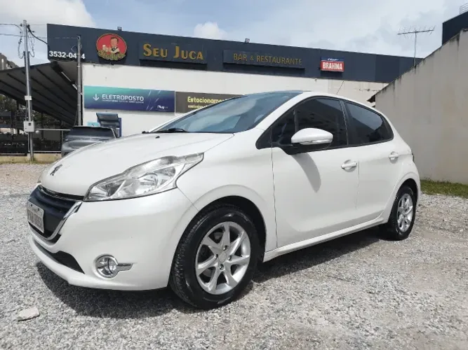 Peugeot 208 Allure 1.5 Flex 8V 5P 2015