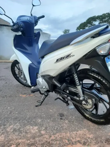 Honda Biz 125 2024 Branca