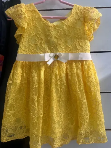 Vestido de renda
