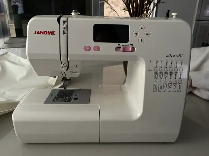 Máquina de costura Janome 
