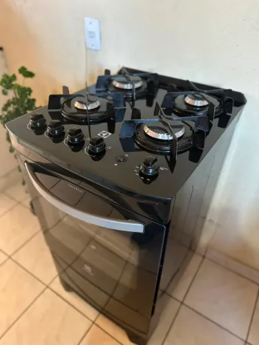 Vendo fogão Electrolux