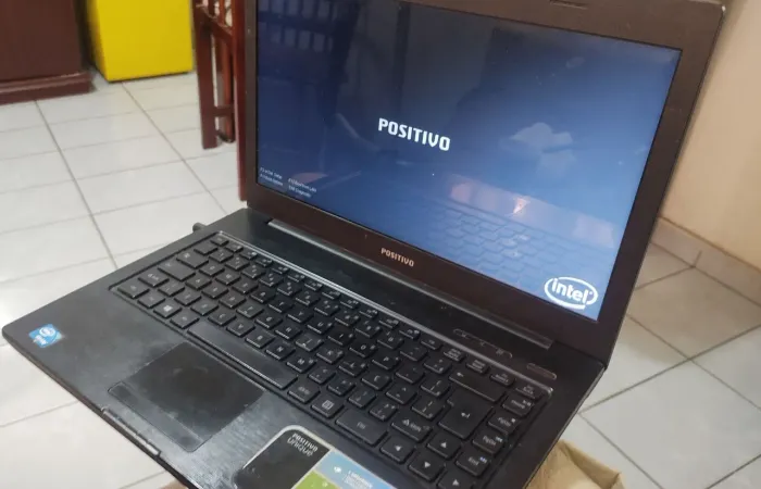 Computador Positivo Unique i3 aceita i5 e i7