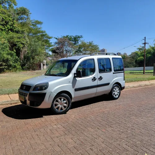 Fiat Doblo Essence 1.8 Flex 16V 5P 2020