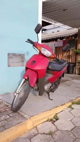 Vendo Biz c100 ano 2000 com partida