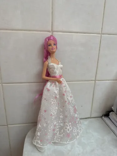 Barbie noiva