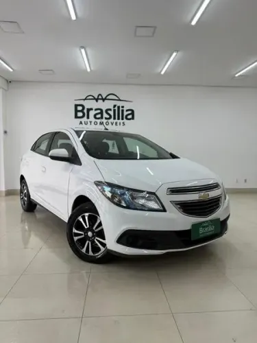 Chevrolet Onix Hatch LT 1.4 8V Flex Mec. 4P 2014