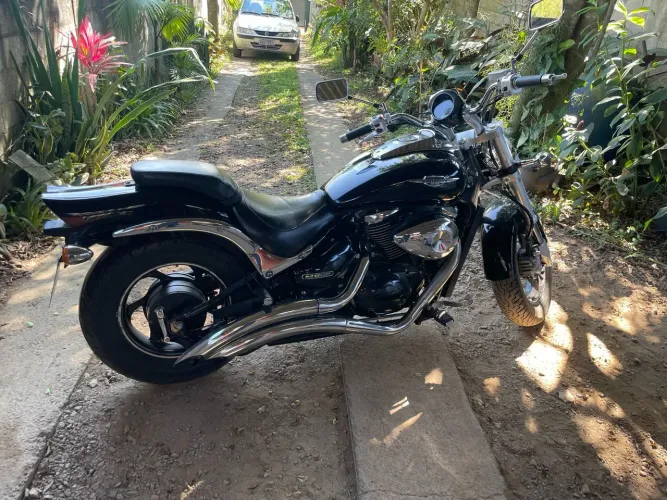 Vendo Suzuki boulevard m800