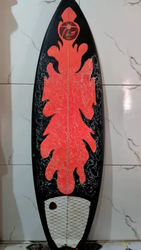 Prancha de surf pra vender ligeiro, 5.11 28 litros, modelo de quilha (fcs2)
