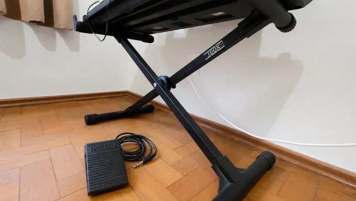 Teclado Yamaha E363