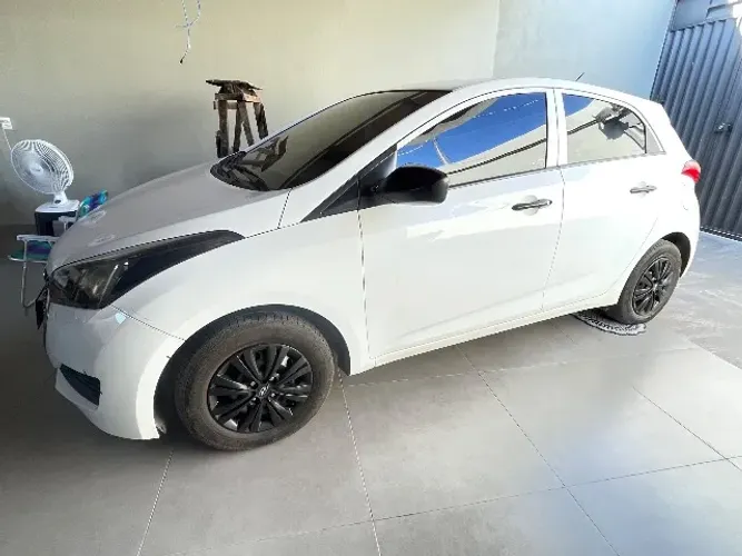 Hyundai HB20 Unique 1.0 Flex 12V Mec. 2019