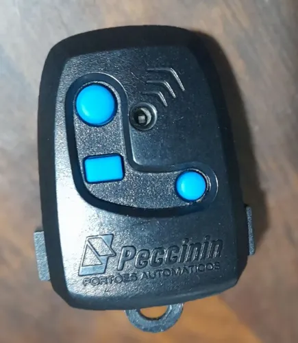 Controle de portão eletrônico Peccinin 3 teclas 433 MHz - sem pilha