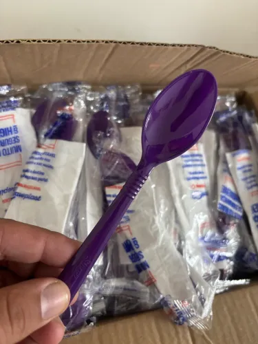 200 colheres e guardanapos para açaí