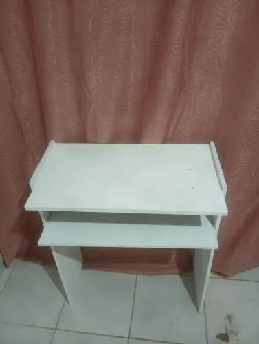 Mesa manicure por 100$