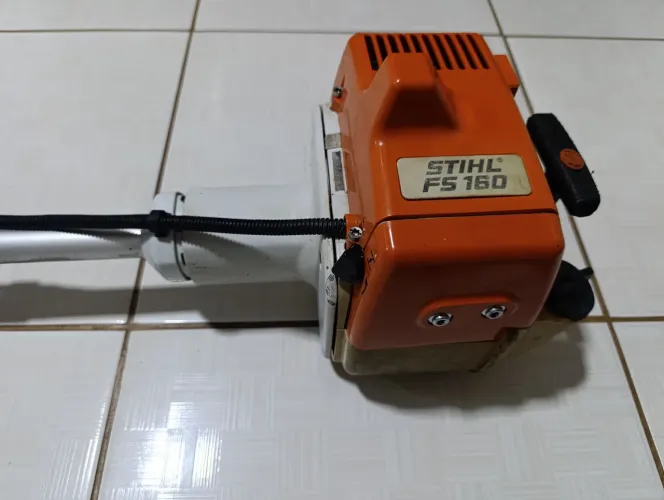 Roçadeira profissional Stihl FS 160