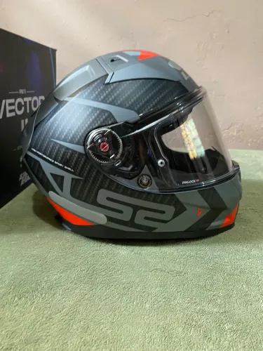 Capacete ls2 vector 2 carbon 