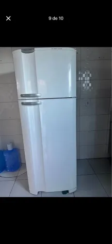 Geladeira duplex gelo seco super Electrolux DC49A 462 Litros. Usada como nova