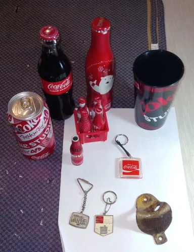 Colecao de brindes e Chaveiros da Coca Colaa