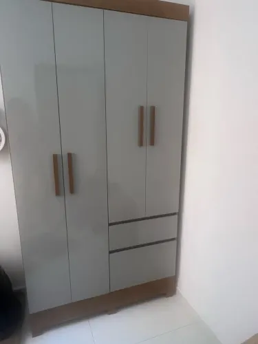 Vendo guarda roupa