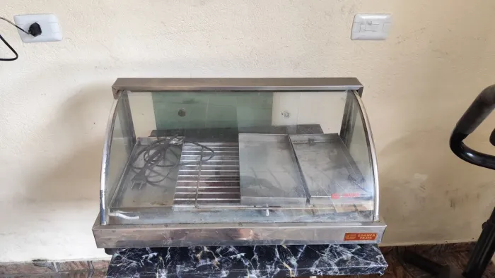 Vende-se estufa de salgados