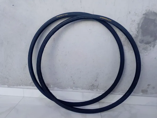 Pneus Pirelli 700x23C Tornado Alfa 2 und.