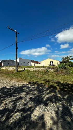 Ideal para Morar ou Investir  Próximo da Praia