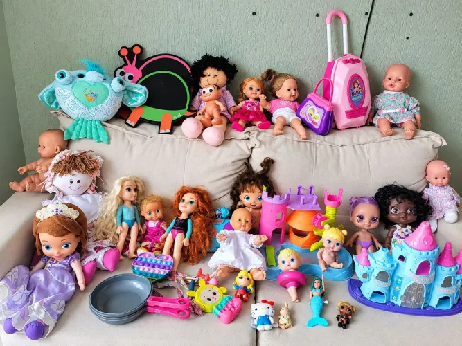 Lote de brinquedos infantil menina