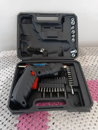Kit Parafusadeira Doméstica Recarregável