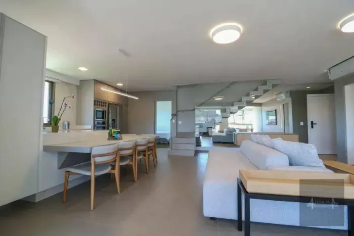 Apartamento com 3 dormitórios à venda, 165 m² por R$ 7.000.000 - Jurerê - Florianópolis/SC